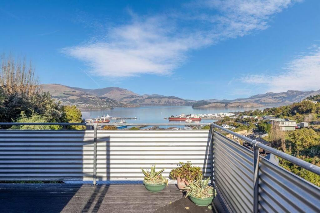 The Lighthouse- Ocean View Tranquil Retreat! Lyttelton Exterior foto